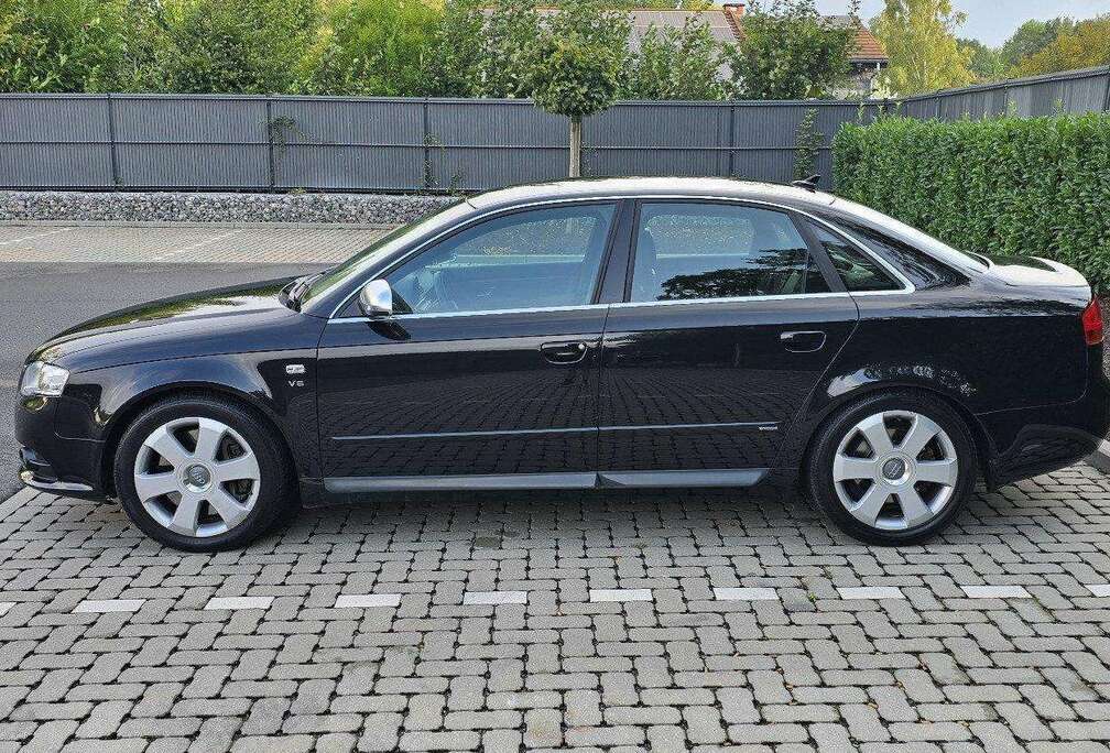 Audi S4 4.2i V8 40v Quattro Tiptronic