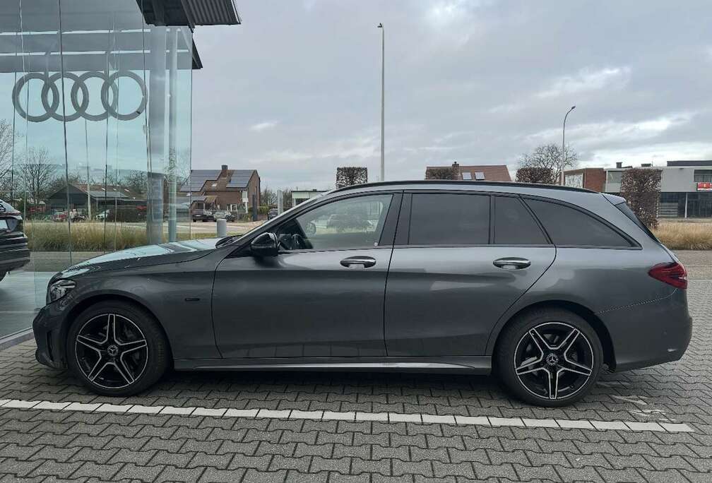 Mercedes-Benz mercedes 300 de amg line 306 pk