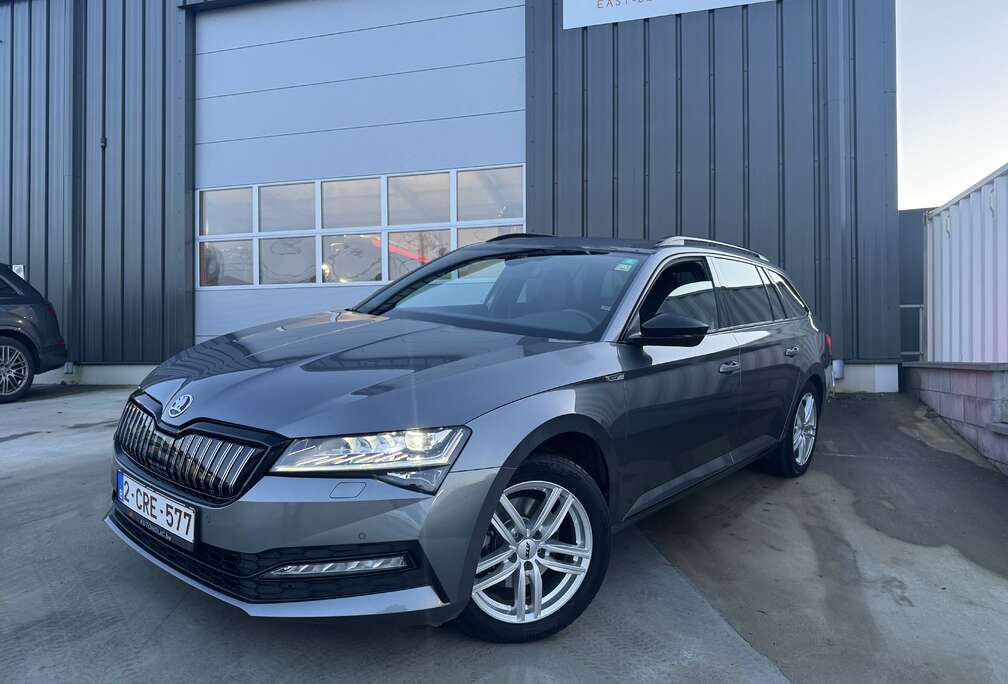 Skoda Superb Combi 1.4 TSI iV DSG Sportline *AS NEW*FULL