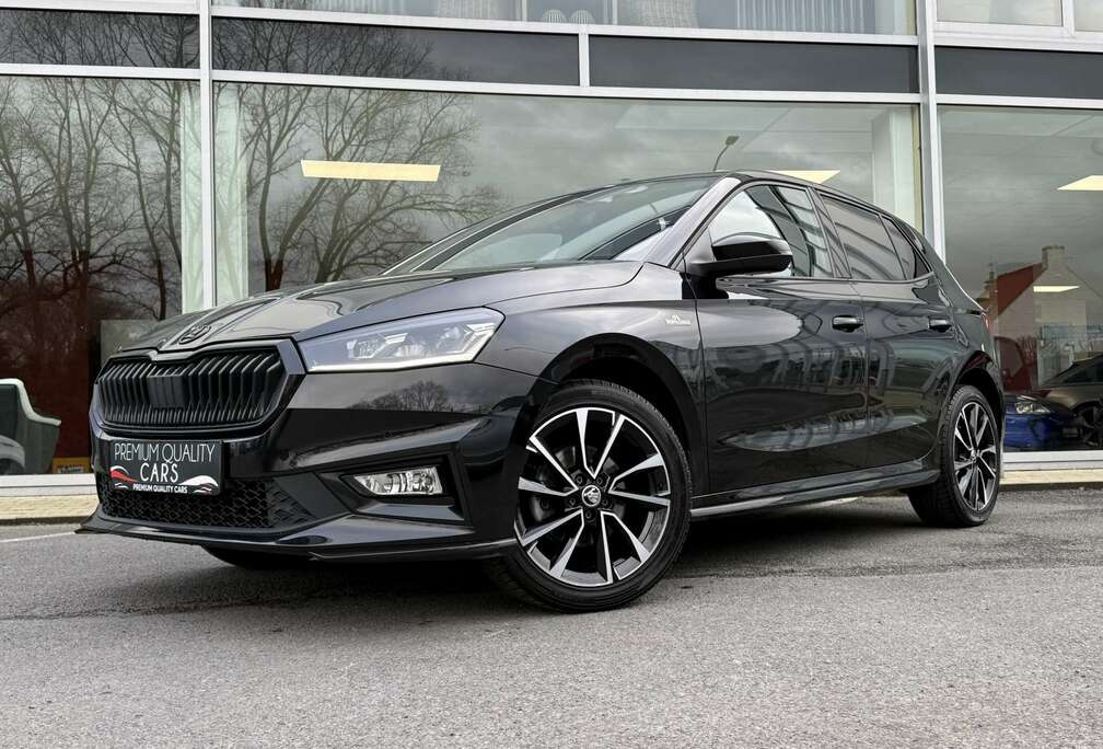 Skoda 1.5 TSI Monte Carlo / CARPLAY / CAMERA / ZETLVRWM/