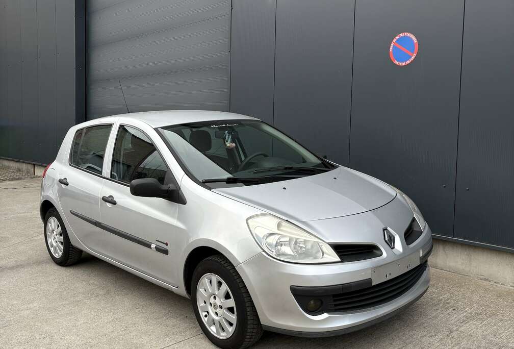 Renault Clio 1.2i 12 mois/maanden Garantie