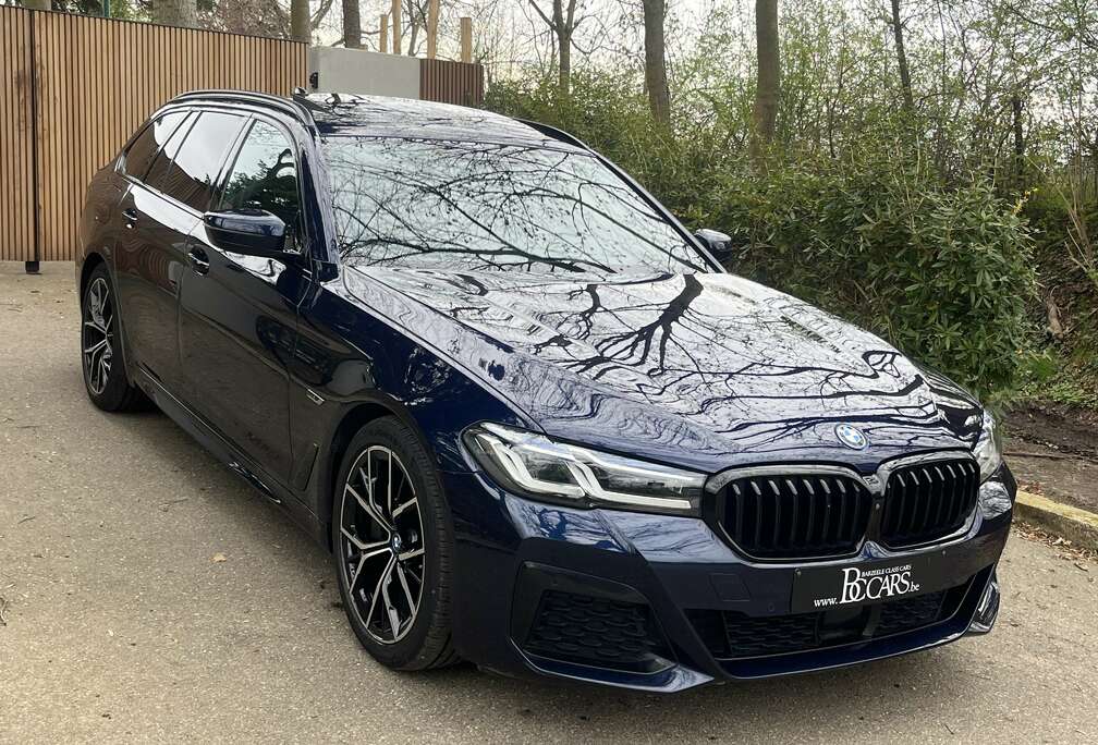 BMW M-Pakket-Panodak-Cockpit Pro-Alcantara-Cam-19\