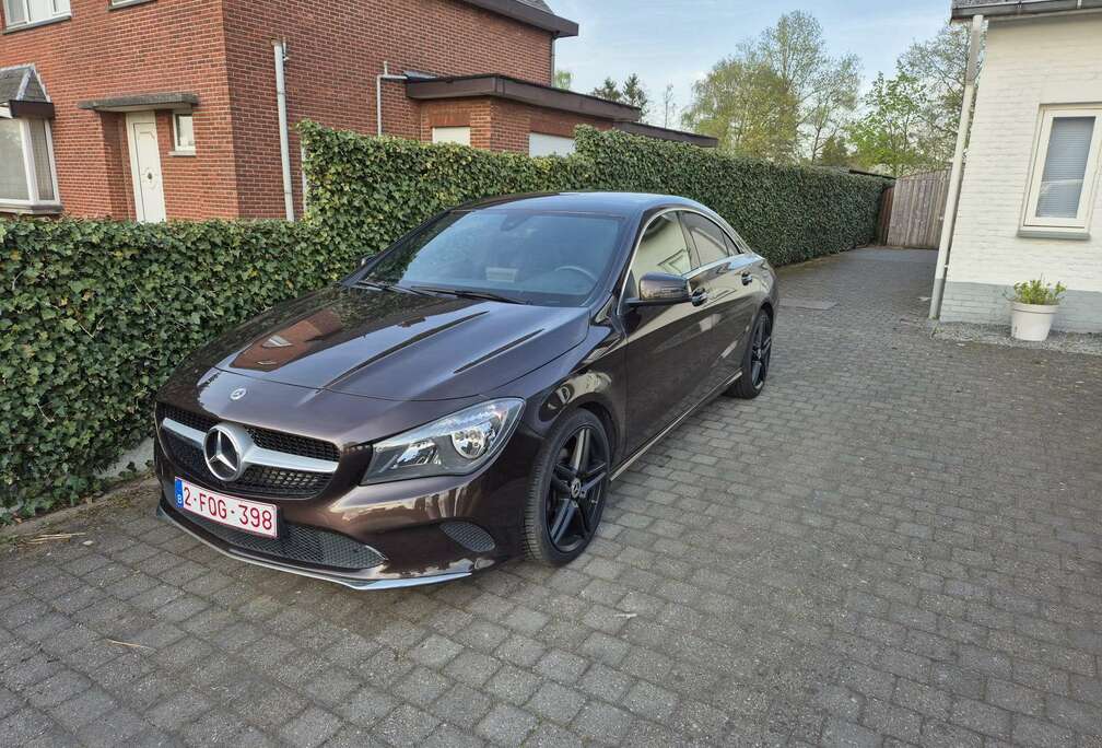 Mercedes-Benz CLA 180 d Business Solution