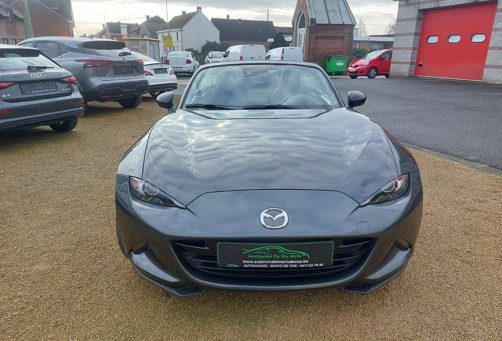 Mazda 1.5i Skyactiv-G * NIEUWE SET VELGEN EN BANDEN