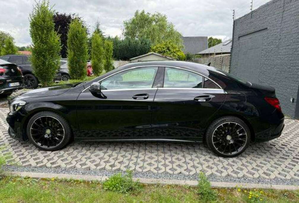 Mercedes-Benz CLA 200 d AMG - PANODAK - AUT