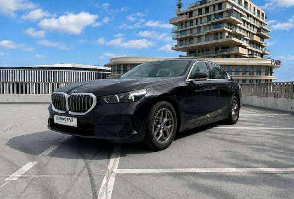 BMW 520iA MHEV