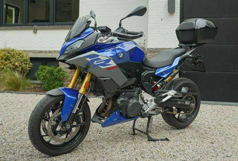 BMW A2