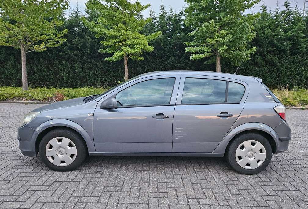 Opel Astra 1.3 CDTI DPF