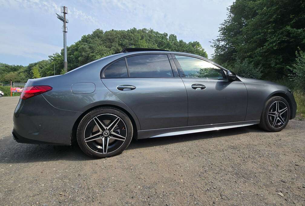 Mercedes-Benz C 300 e PHEV AMG Line (230 kW)