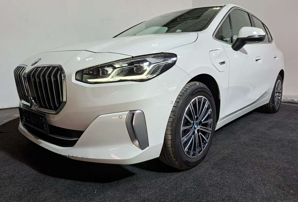BMW Bmw 225E XDrive 1.5cc Hybride  Airco  Automaat  Navi