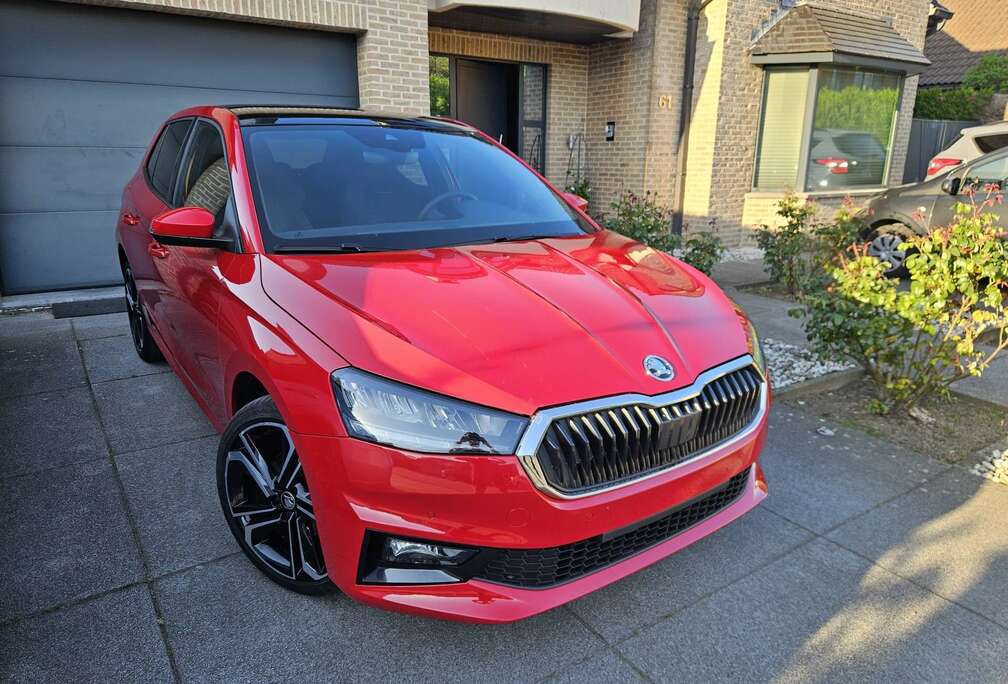Skoda 1.0 TSI -DSG / SPORT PACK - CAMERA / LED / PANO