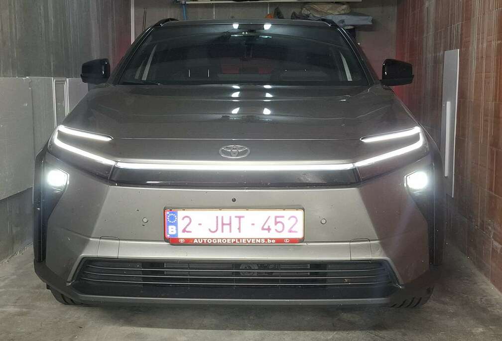 Toyota BZ4X 73.1 kWh 2WD Executive Executive