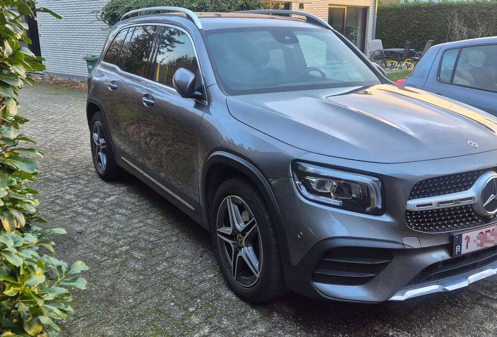 Mercedes-Benz GLB 200 AMG LINE