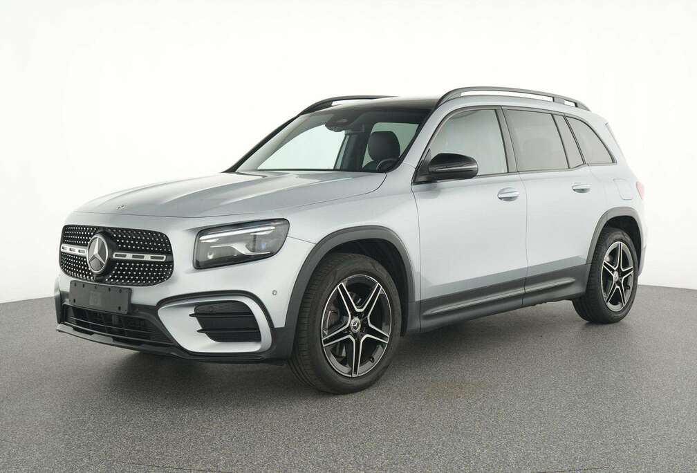 Mercedes-Benz AMG Line 7PLACES