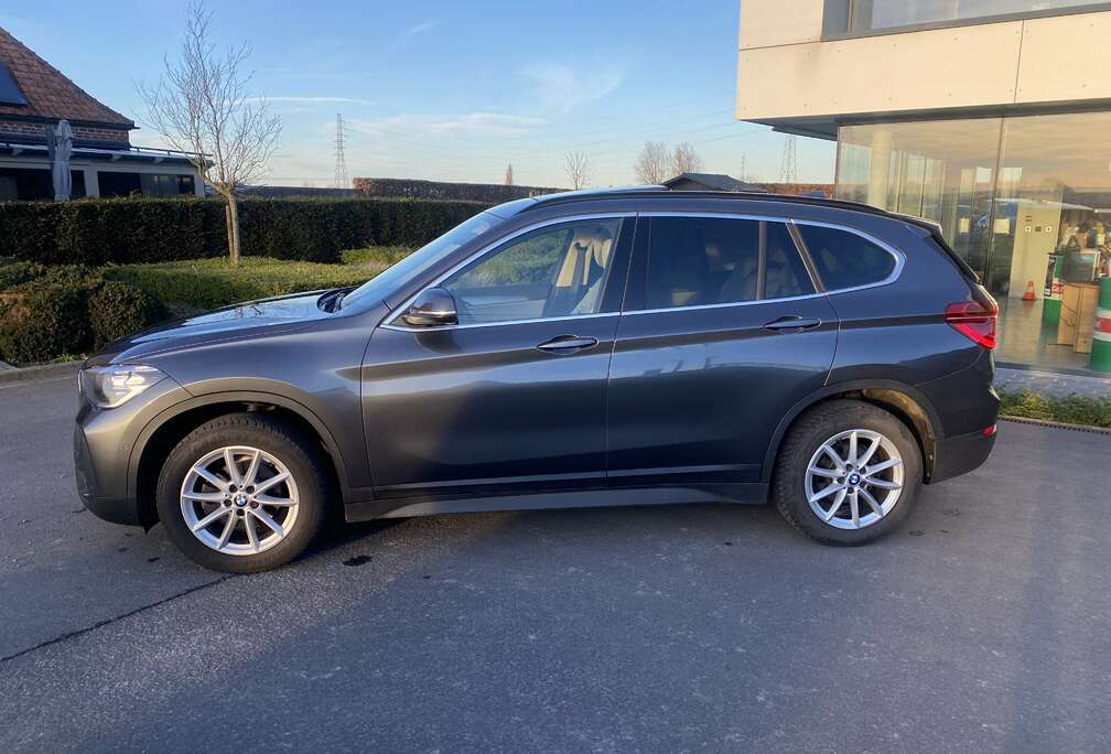 BMW sDrive16d Aut. / pano dak / achteruitrijcamera