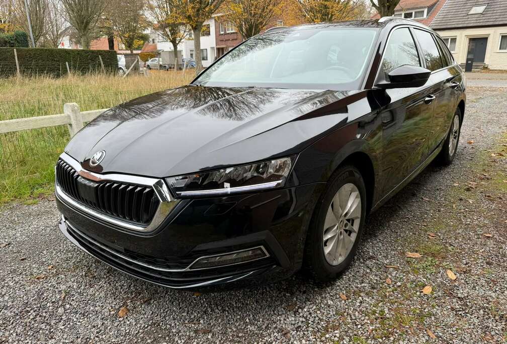 Skoda Octavia SW 2.0TDiSCRAmbitionDSG GARANTIE 1 AN/JAAR