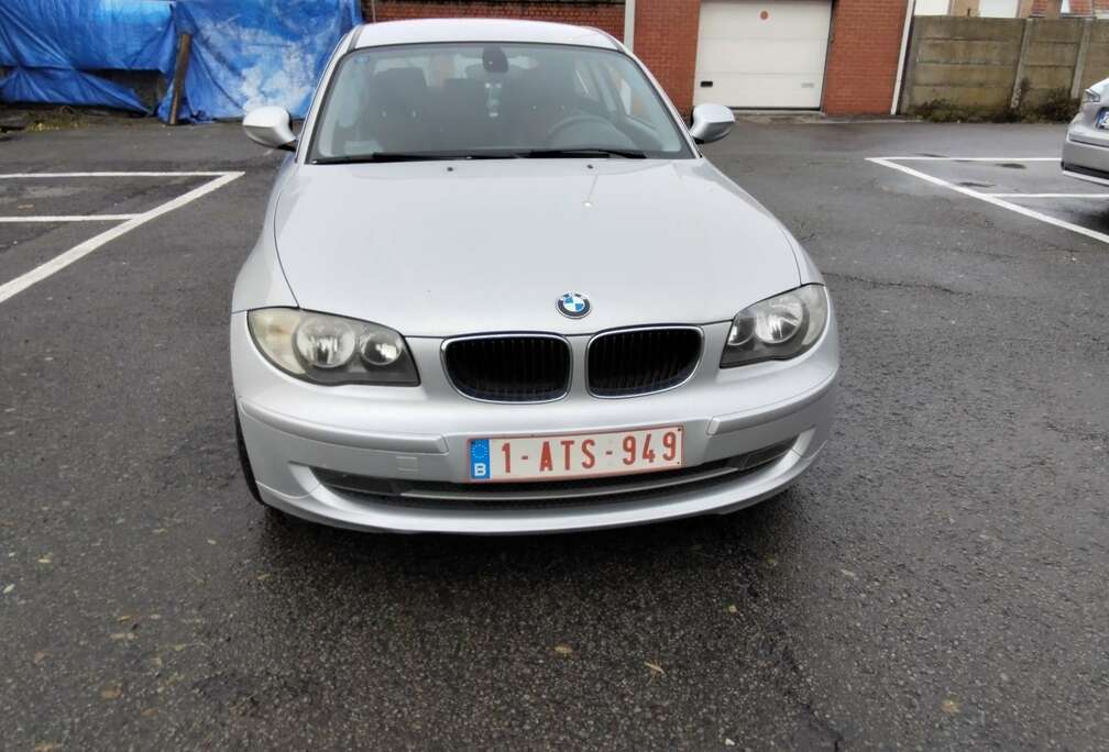 BMW 116i 122 ch Edition Confort