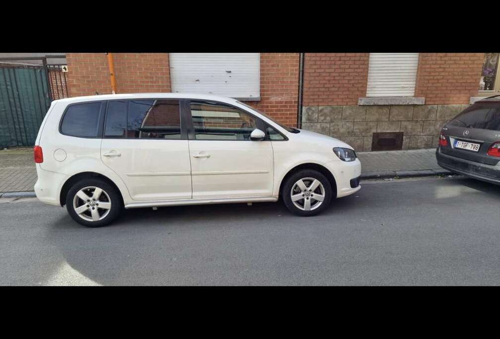 Volkswagen Touran 2.0 CR TDi Highline DSG