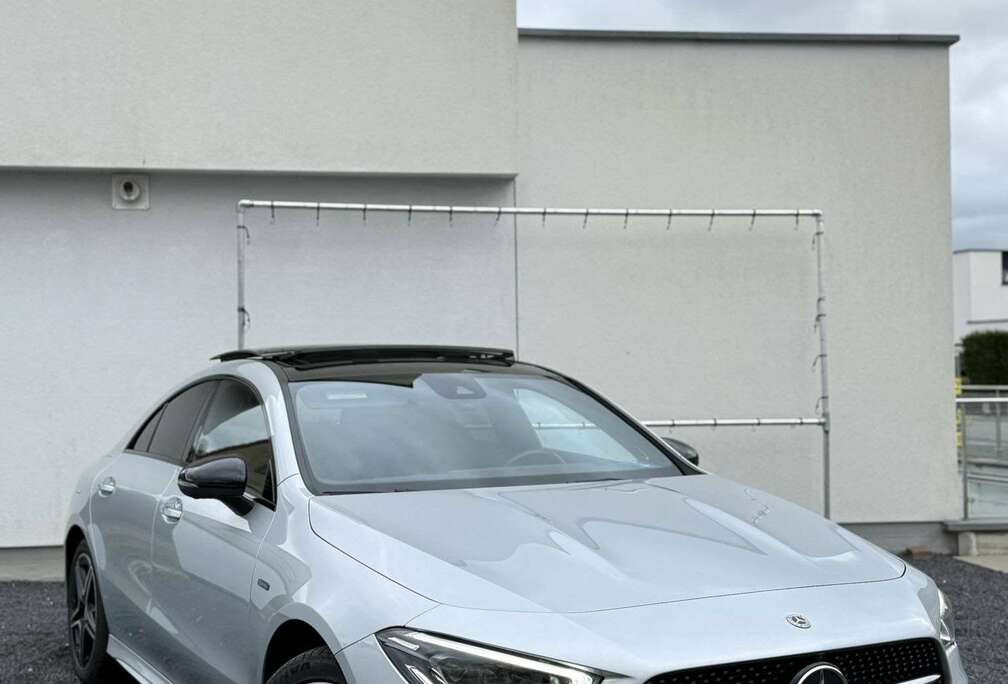 Mercedes-Benz Mercedes-Benz CLA 250e AMG Line Plug-in Hybrid  F