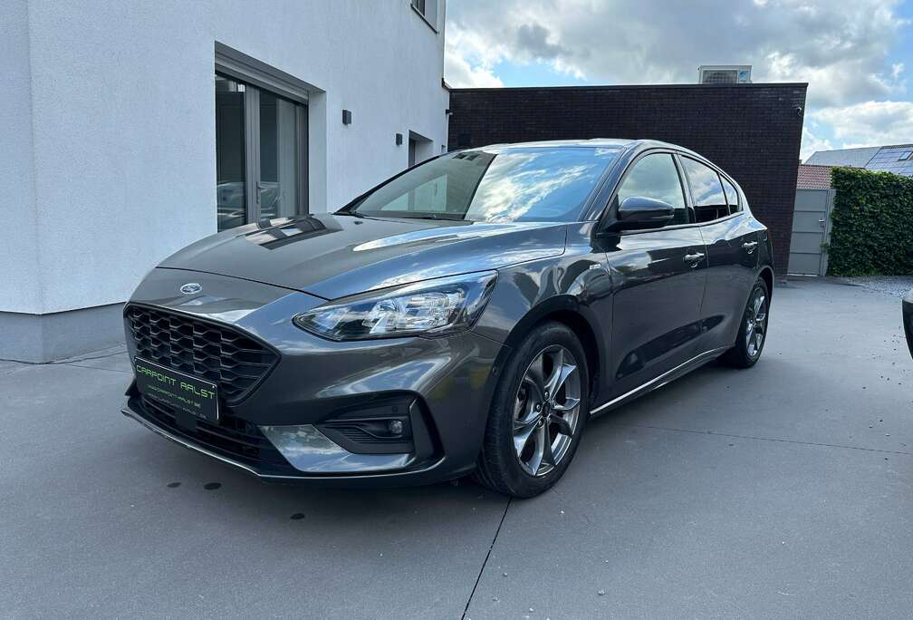 Ford Focus 1.0 EcoBoost ST-Line met garantie