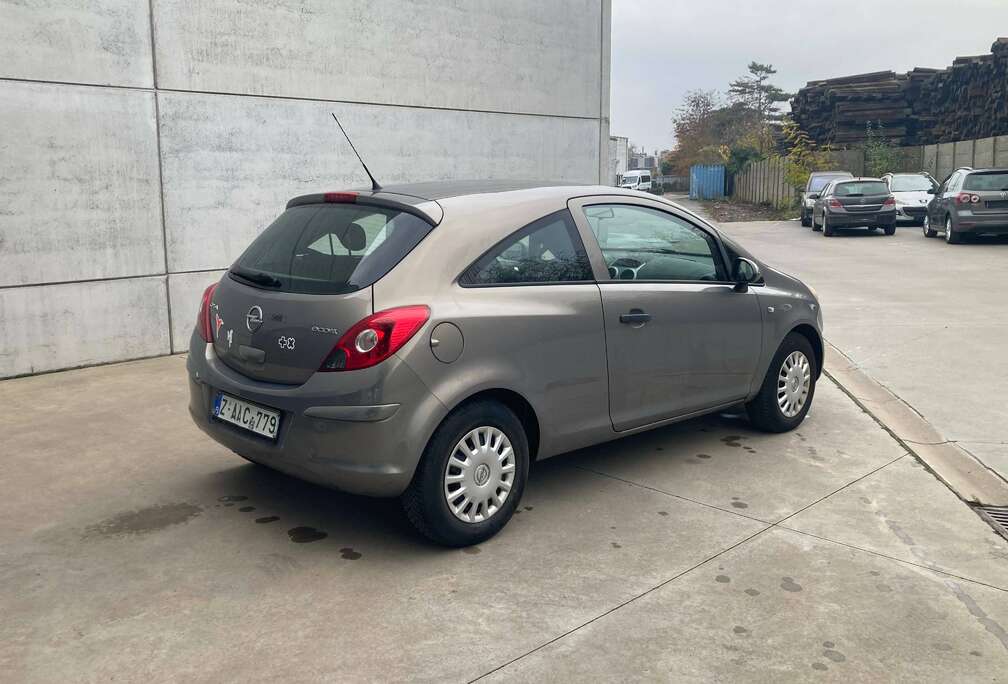Opel 1.2 benzine 2013 met 122000km*EURO 5*LEZ OK*airco*garantie*