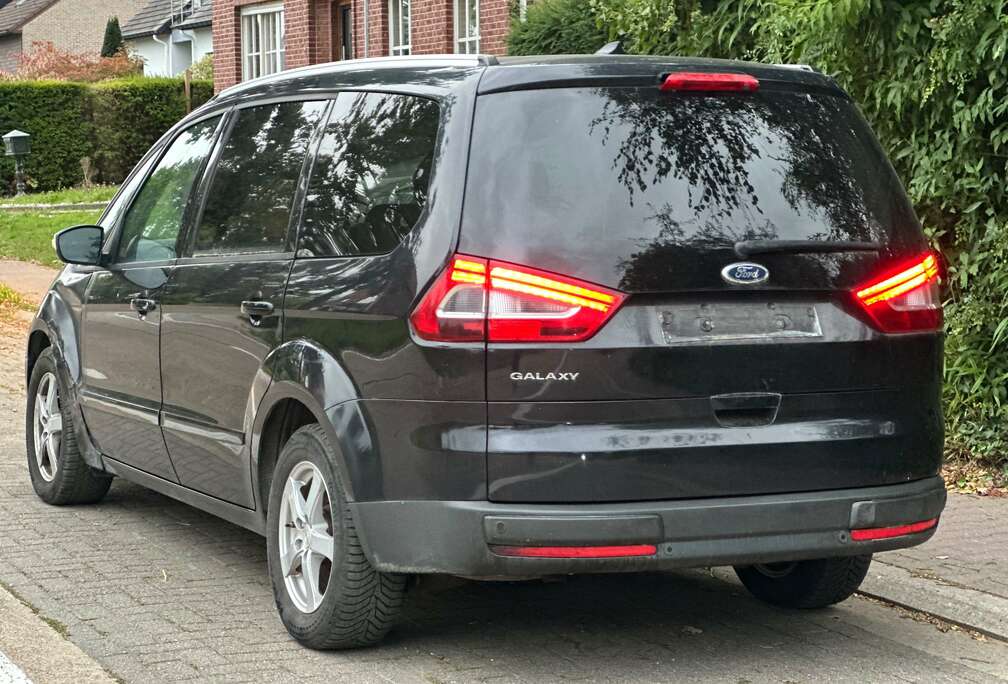 Ford 7 Places Export