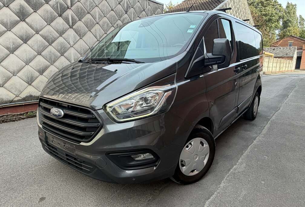 Ford 2.0 TDCi L2H1 Limited Multi-use
