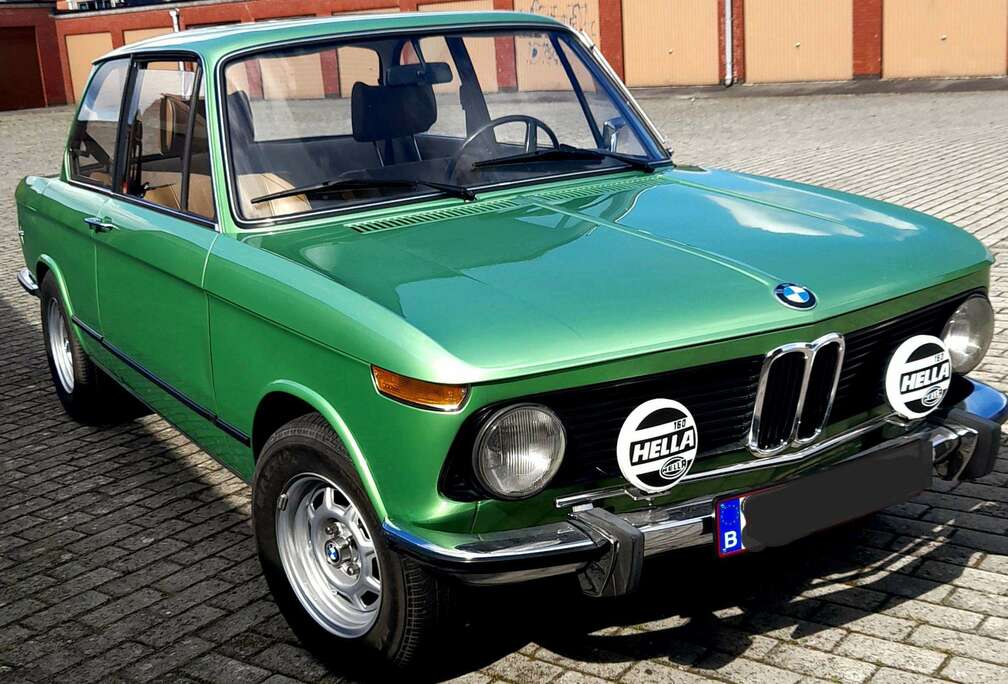 BMW 1502