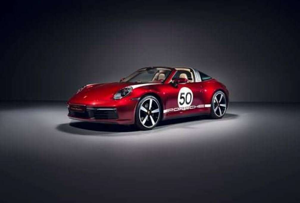 Porsche TARGA 4S PDK HERITAGE EDITION * CERAMIC BRAKES *