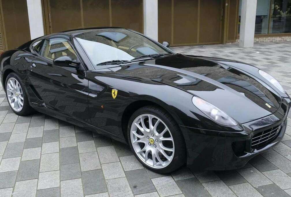 Ferrari 599 GTB Fiorano 6.0i V12 48v F1