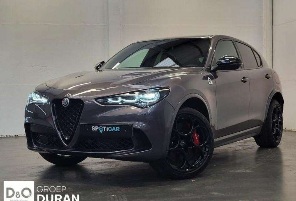 Alfa Romeo Quadrifoglio 2.9 V6 Bi-Turbo