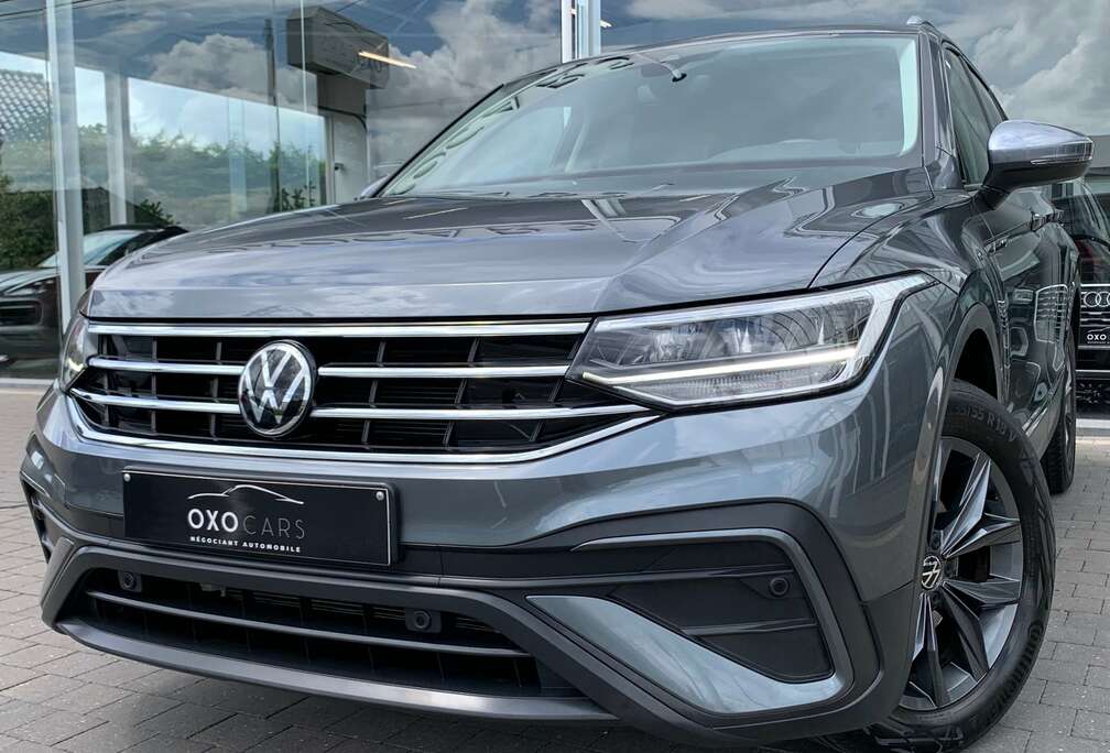 Volkswagen Allspace 1.5 TSI 150CV DSG/7 Places/Boite Auto/Cockpit / Camera/ Cruise/ LED/ Sièges & Volant Chauffant/ Attache Remorque