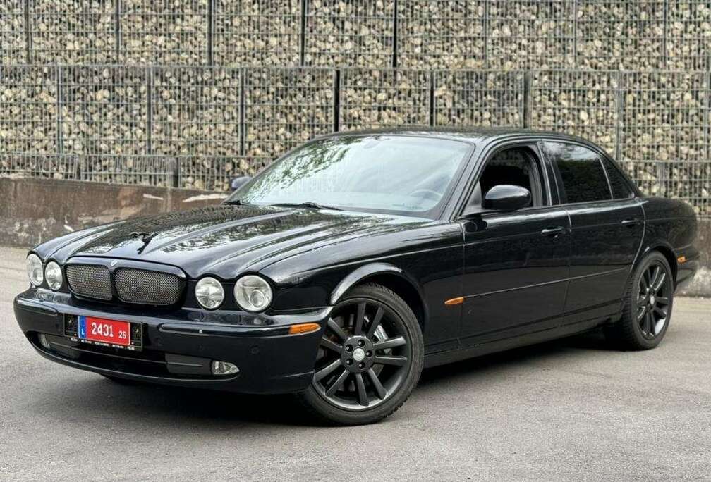 Jaguar 4.2i V8 32v S/C