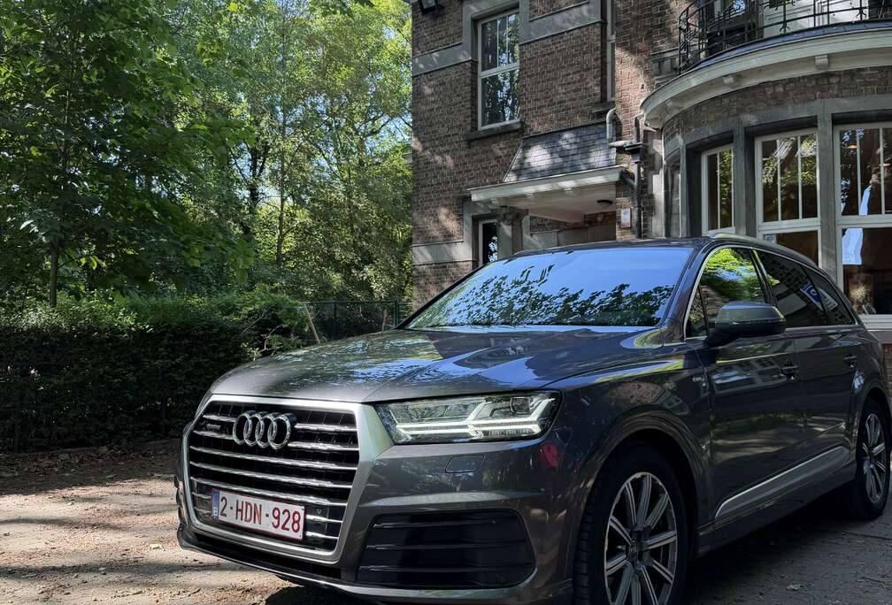 Audi 3.0 TDi V6 ultra Quattro Tiptronic