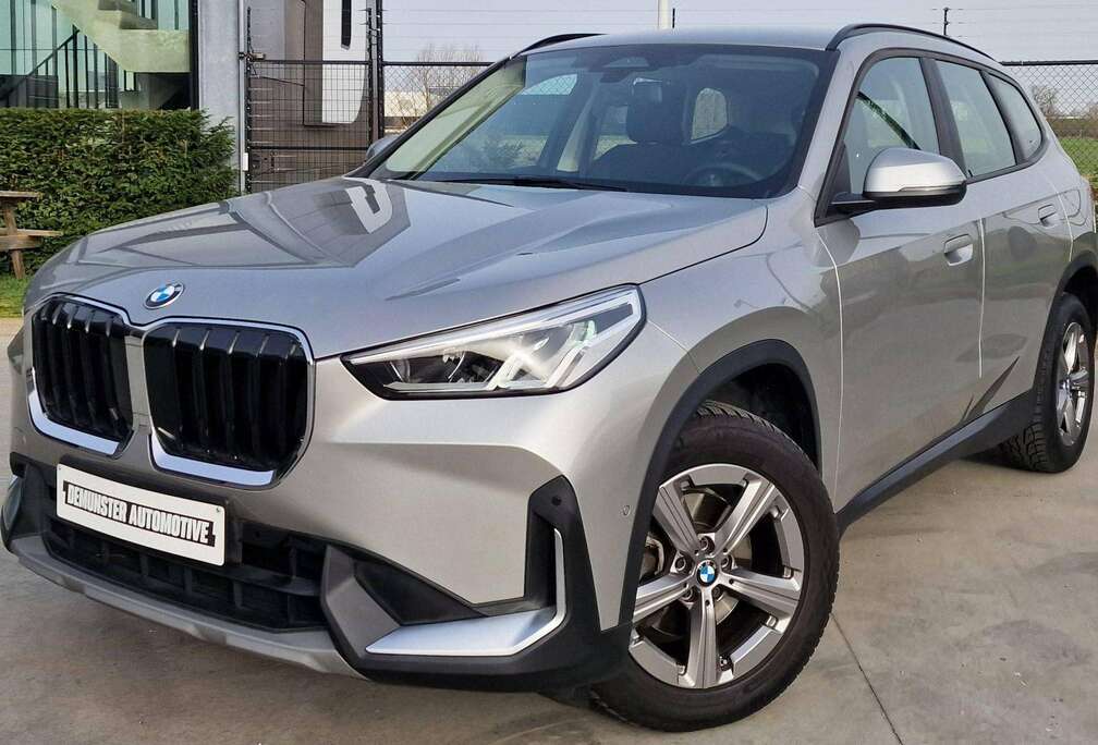 BMW X1 1.5sDrive 18 X-LineCameraCarplayNaviCC
