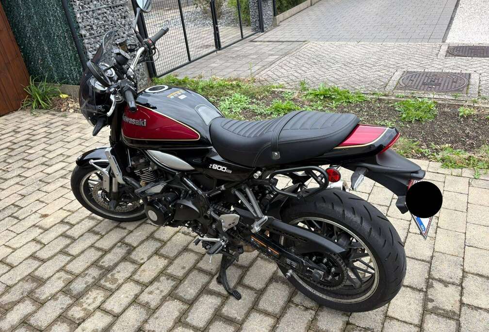 FIRECRACKER RED
