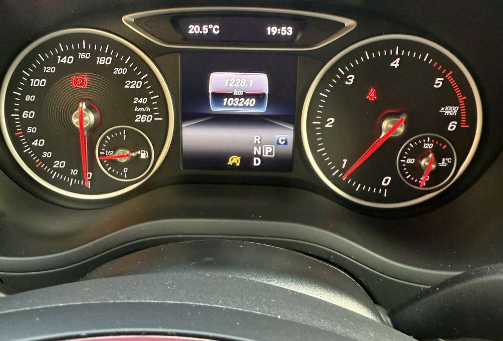 Mercedes-Benz (CDI) d 7G-DCT Urban