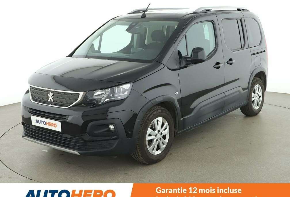 Peugeot 1.2 PureTech Allure L1