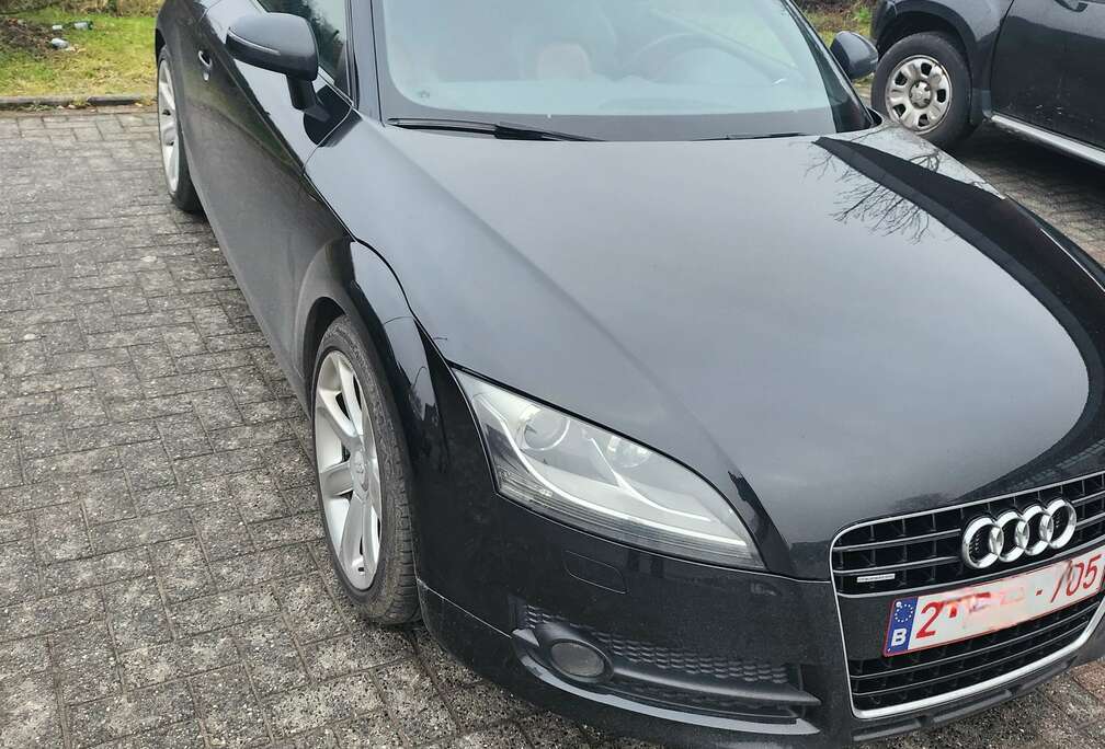 Audi TT Coupé 3.2i V6 Quattro  S tronic