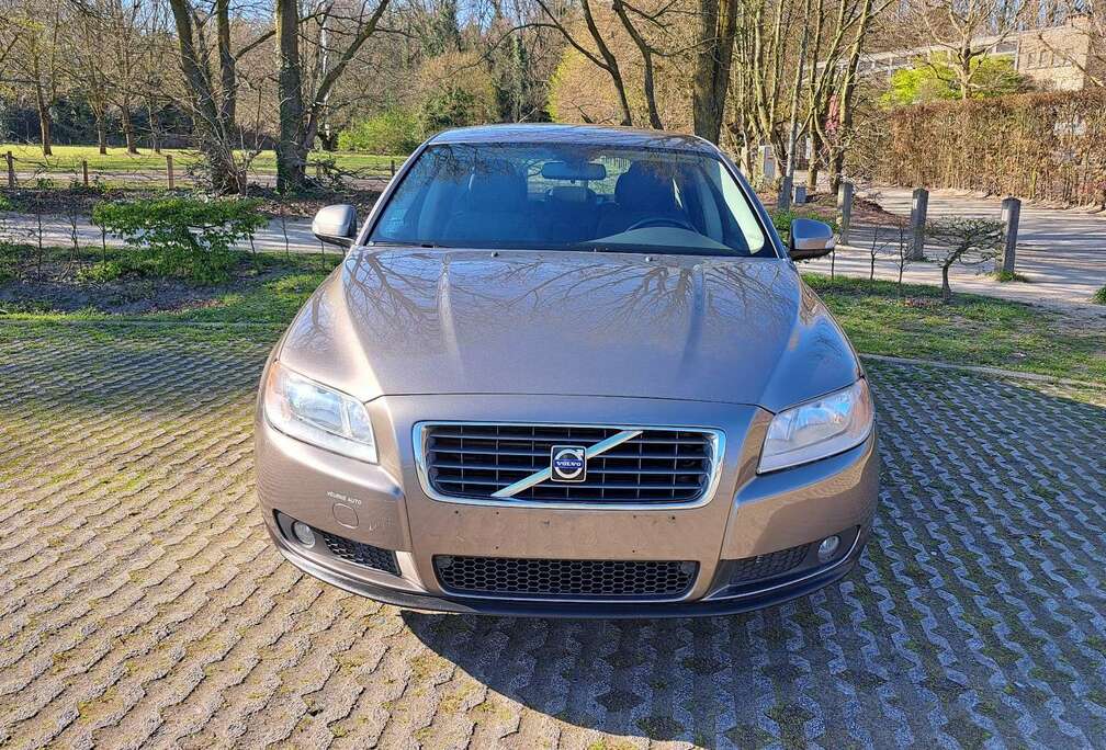Volvo 2.0 Momentum