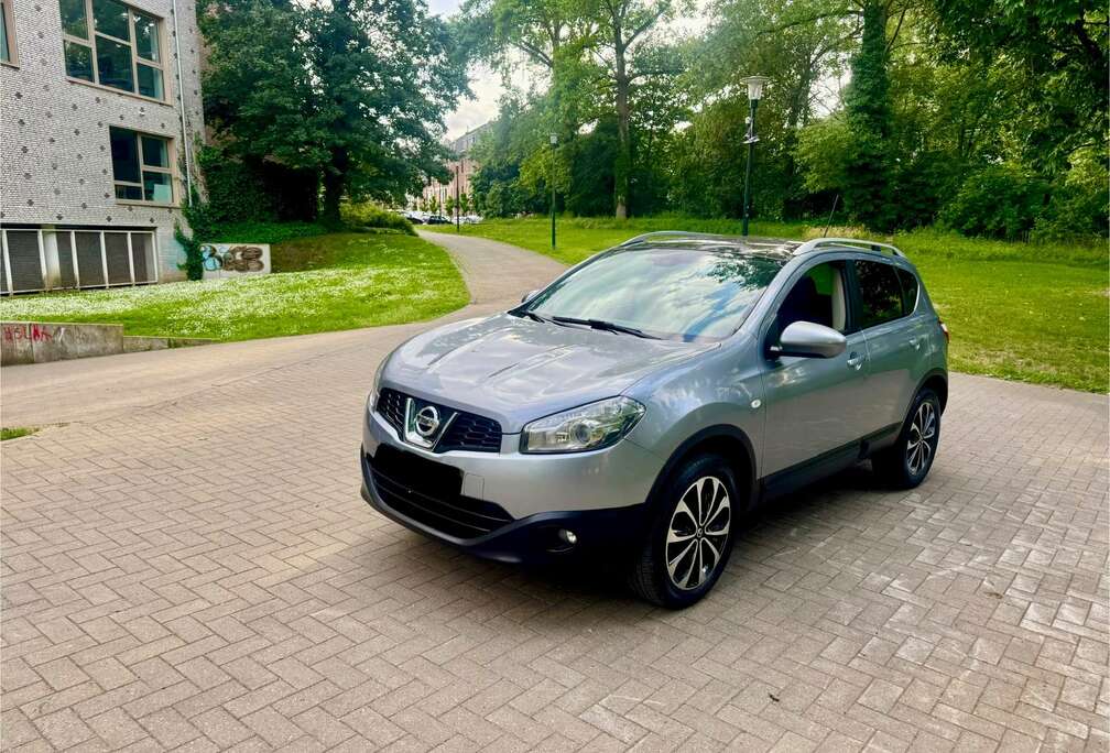 Nissan Qashqai 1.6i 2WD Tekna