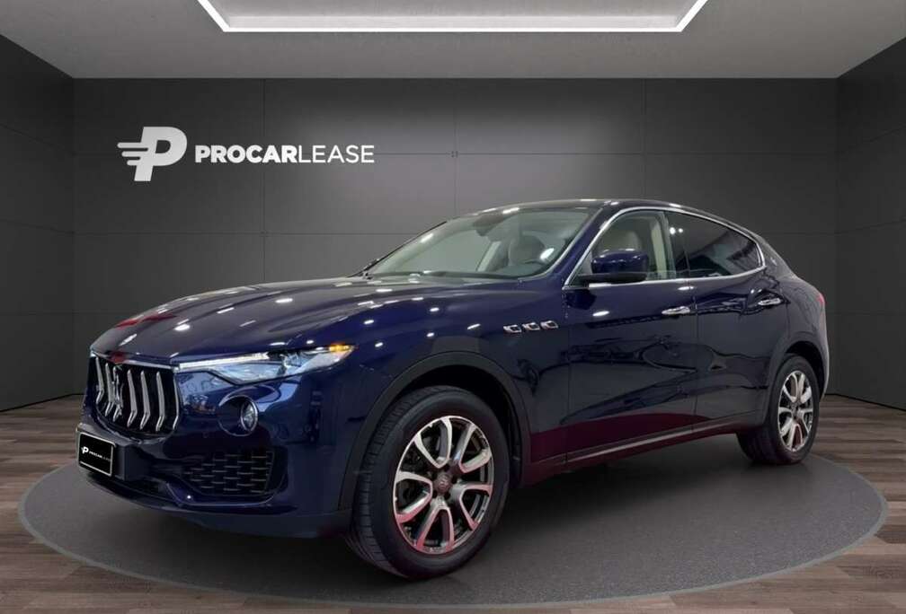 Maserati LEVANTE  SQ4 / CAMERA 360/ ACC/ CUIR/Panorama/VOLL