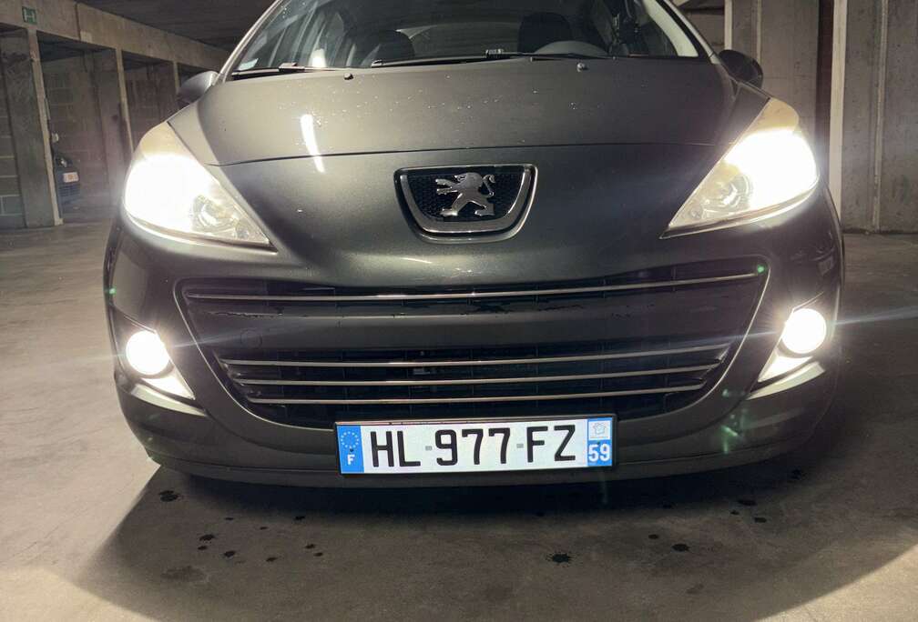 Peugeot 1.4i 16v Navteq