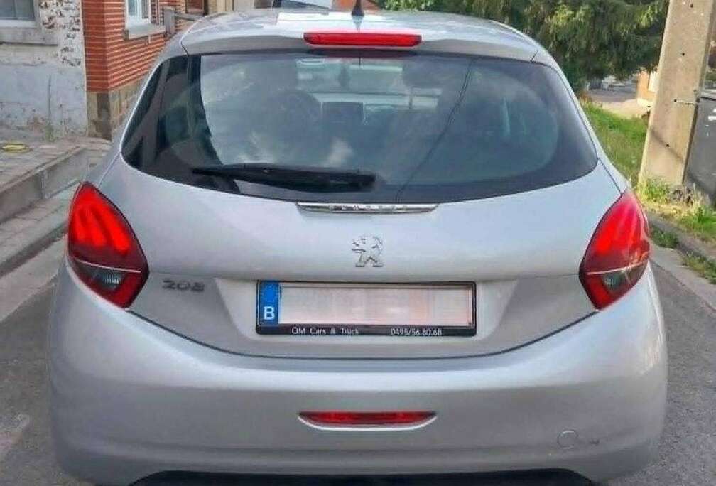 Peugeot 208 1.2i PureTech Style