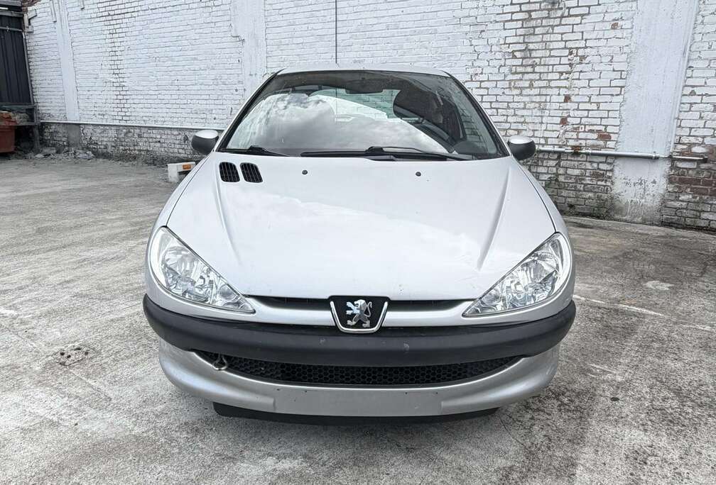Peugeot 75 Tendance