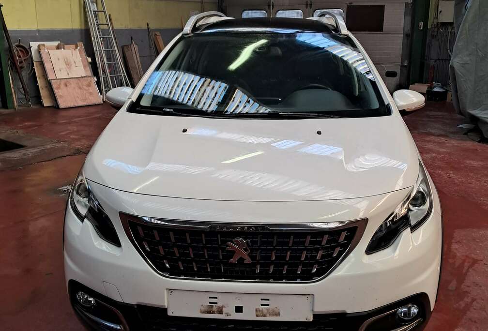 Peugeot 2008 PureTech 130 Stop