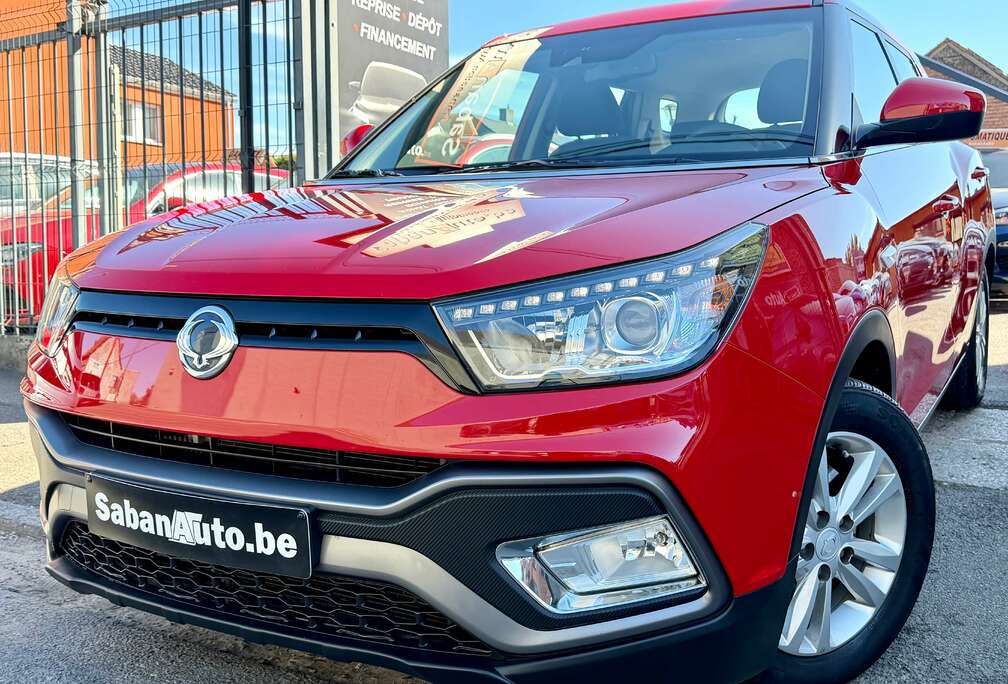 SsangYong XLV 1.6 e-XDi ° AUTOMATIQUE ° EURO 6B ° NAVI ° CAMERA ° JANTES ° GARANTI 12 MOIS !!