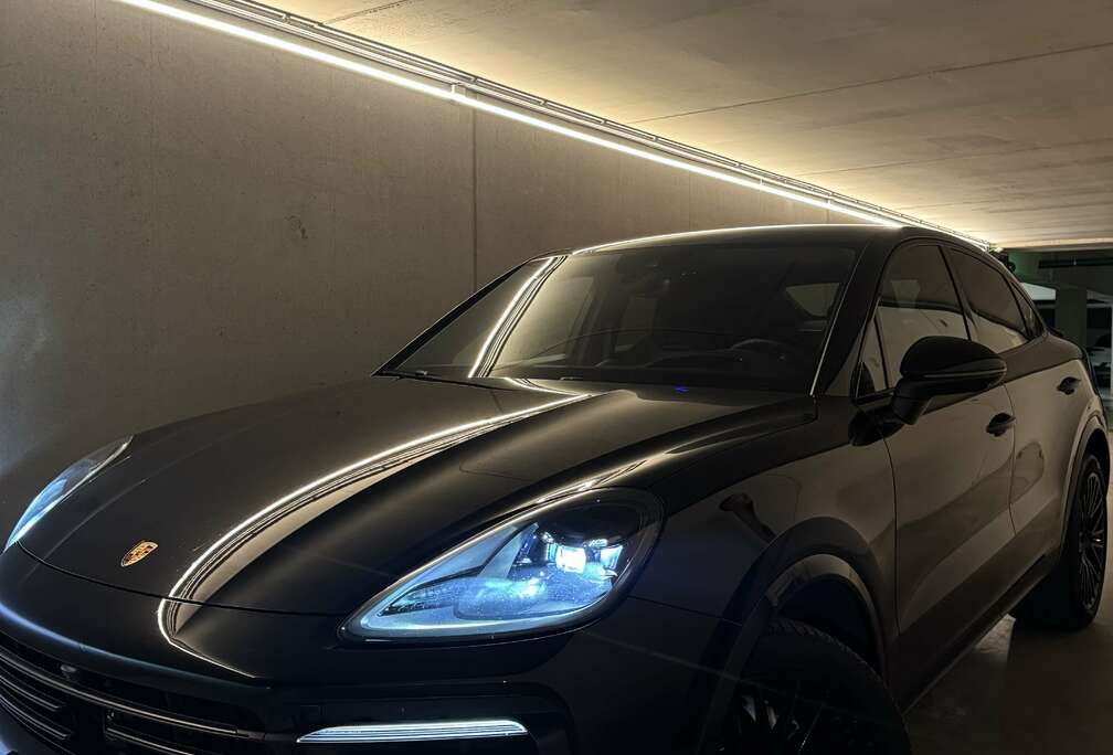 Porsche Coupe Tiptronic S Platinum Edition