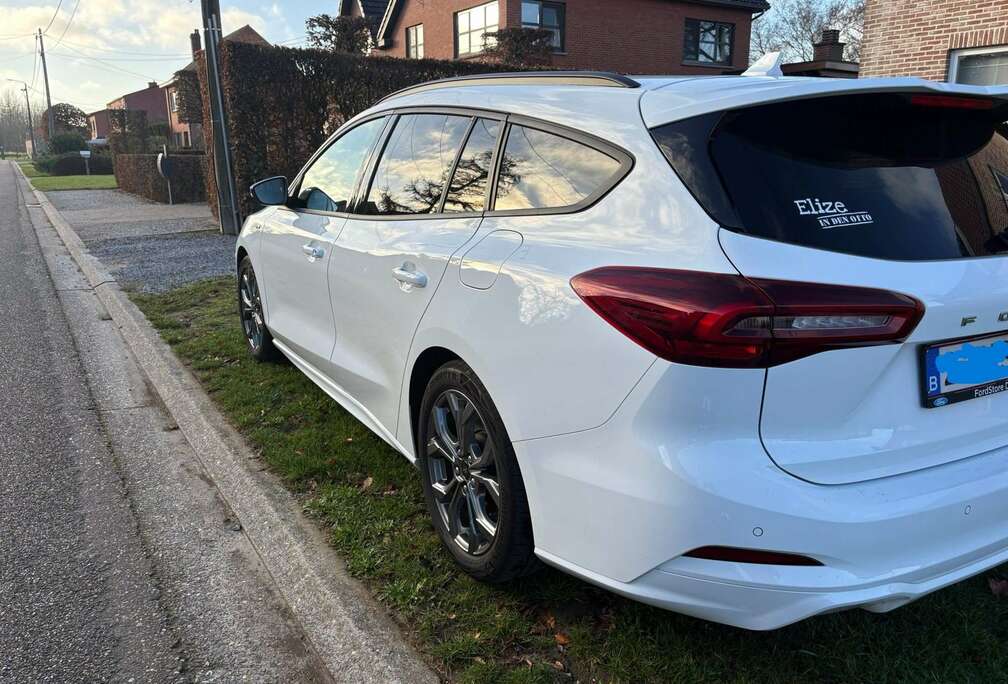 Ford Focus 1.0 EcoBoost Hybrid Aut. ST-LINE DESIGN