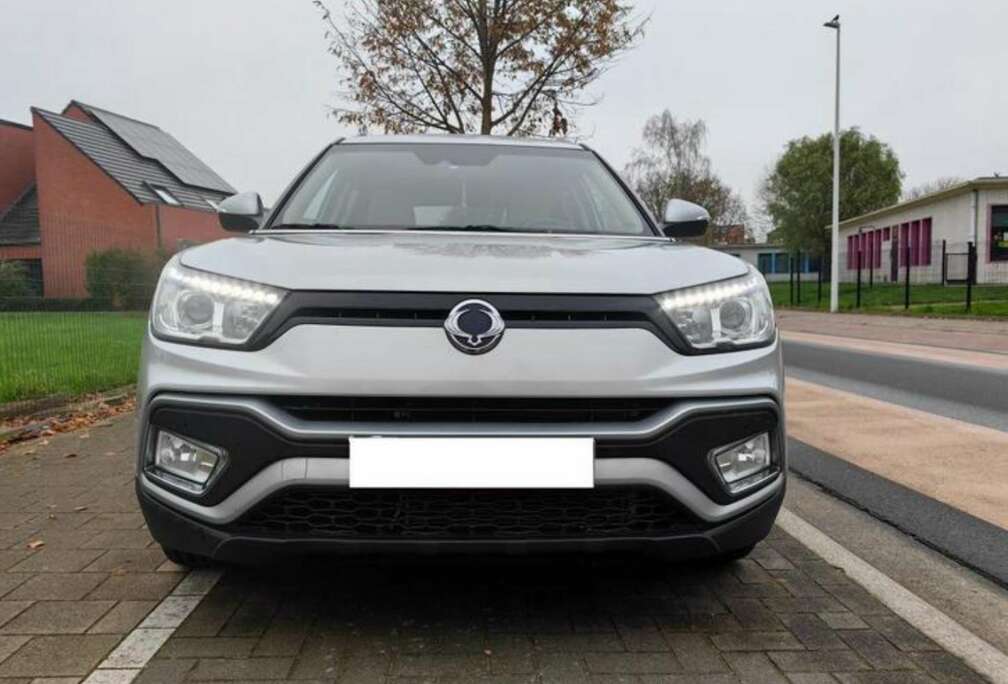 SsangYong e-XDi 160 2WD Automatik Sapphire